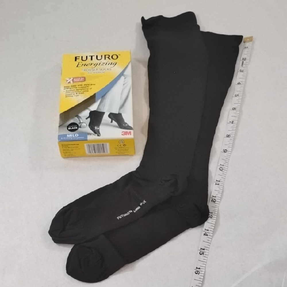 NEW Futuro Energizing Compression Socks Women Large Black Mild 8-15mmHg Knee Hi